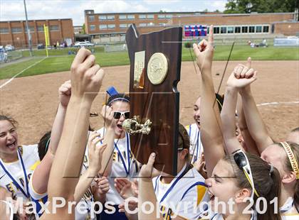 Thumbnail 3 in East Haven vs Seymour (CIAC Class M Final) photogallery.