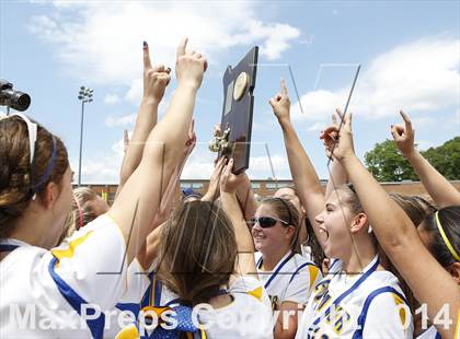 Thumbnail 2 in East Haven vs Seymour (CIAC Class M Final) photogallery.