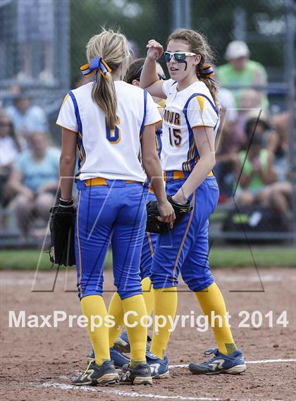 Thumbnail 3 in East Haven vs Seymour (CIAC Class M Final) photogallery.