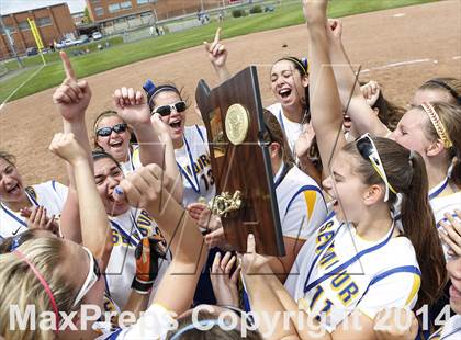 Thumbnail 2 in East Haven vs Seymour (CIAC Class M Final) photogallery.