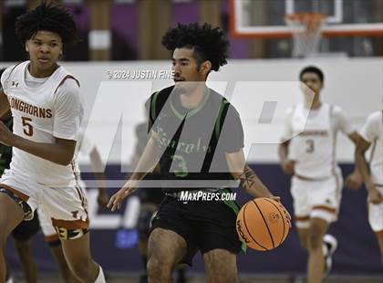 Thumbnail 3 in Lincoln vs. Lanier (Torrey Pines Holiday Classic) photogallery.