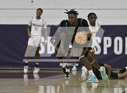 Thumbnail 1 in Lincoln vs. Lanier (Torrey Pines Holiday Classic) photogallery.