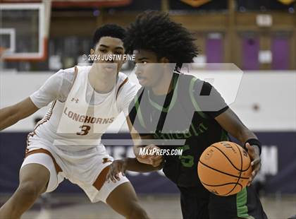 Thumbnail 3 in Lincoln vs. Lanier (Torrey Pines Holiday Classic) photogallery.