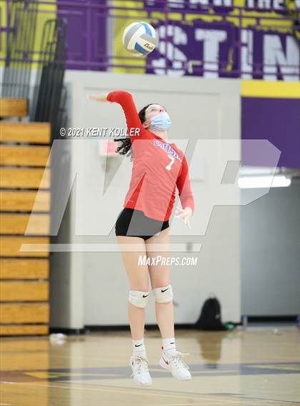 Thumbnail 3 in Cousino @ Avondale photogallery.