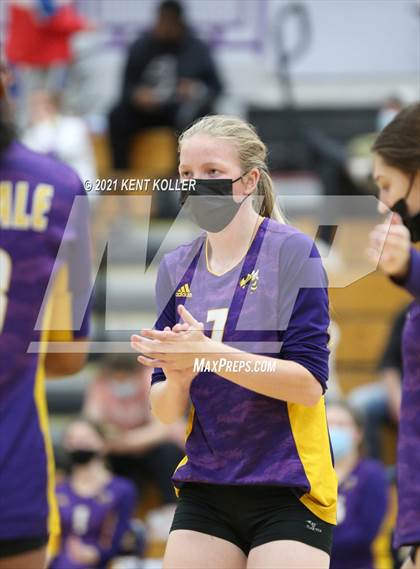 Thumbnail 2 in Cousino @ Avondale photogallery.