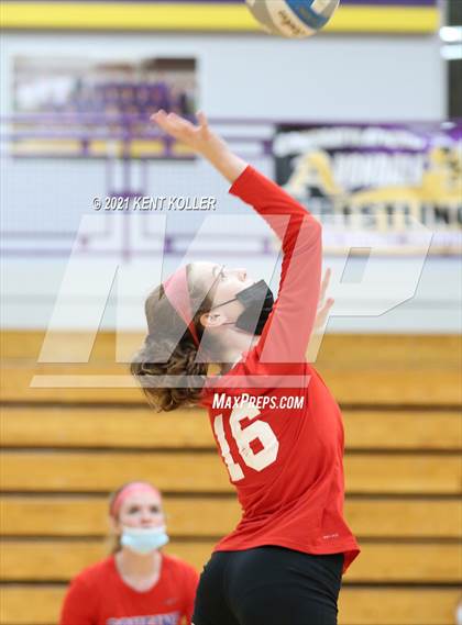 Thumbnail 3 in Cousino @ Avondale photogallery.