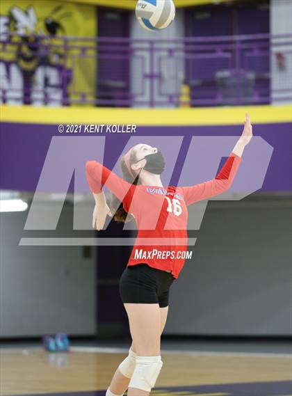 Thumbnail 1 in Cousino @ Avondale photogallery.