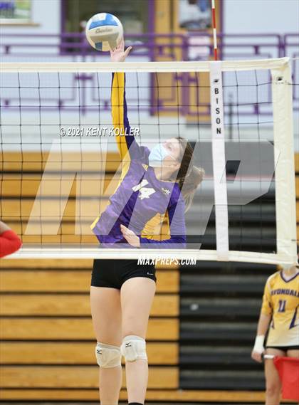 Thumbnail 1 in Cousino @ Avondale photogallery.