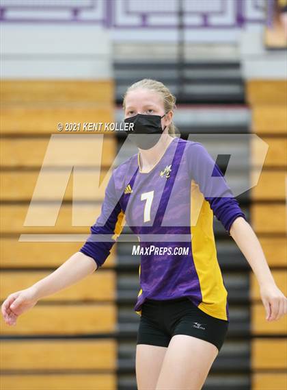 Thumbnail 2 in Cousino @ Avondale photogallery.