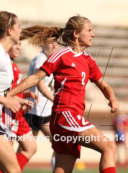 Thumbnail 3 in Central vs Ottawa (KSHSAA 4A Regional) photogallery.