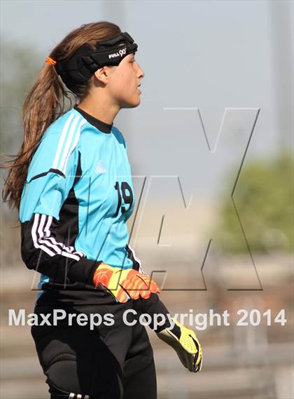 Thumbnail 1 in Central vs Ottawa (KSHSAA 4A Regional) photogallery.