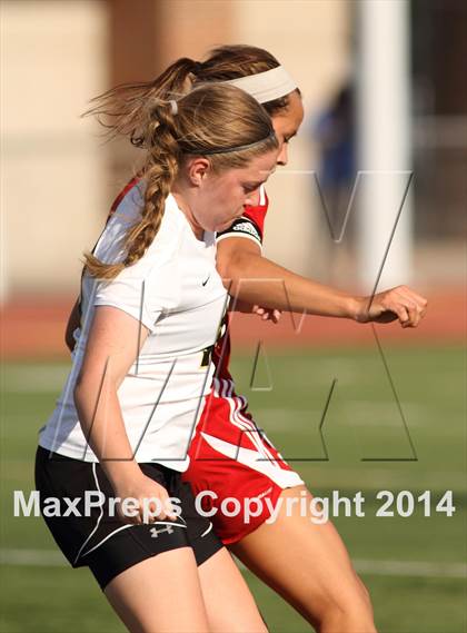 Thumbnail 2 in Central vs Ottawa (KSHSAA 4A Regional) photogallery.