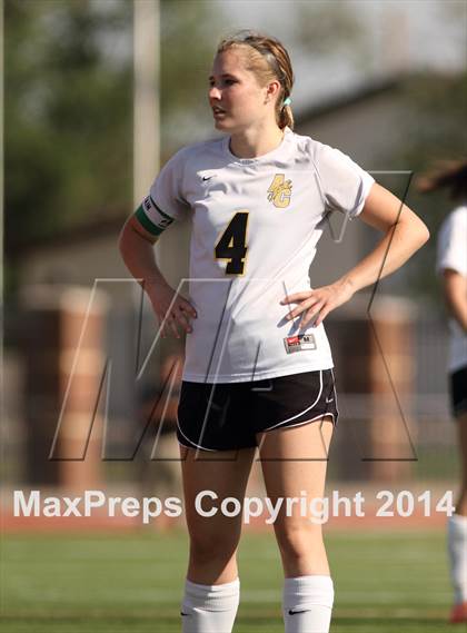 Thumbnail 3 in Central vs Ottawa (KSHSAA 4A Regional) photogallery.