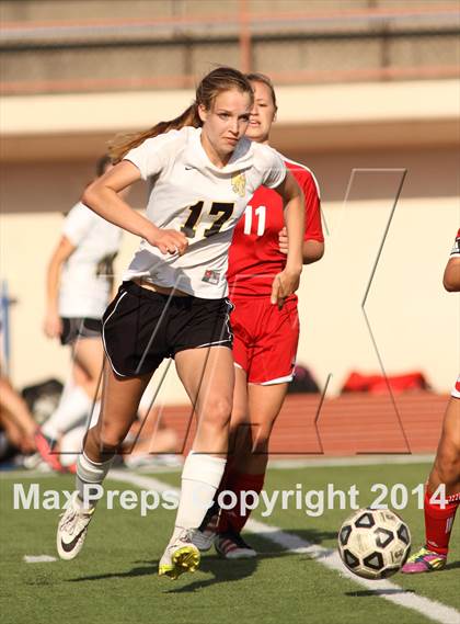 Thumbnail 3 in Central vs Ottawa (KSHSAA 4A Regional) photogallery.