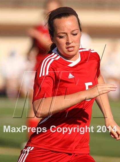 Thumbnail 2 in Central vs Ottawa (KSHSAA 4A Regional) photogallery.
