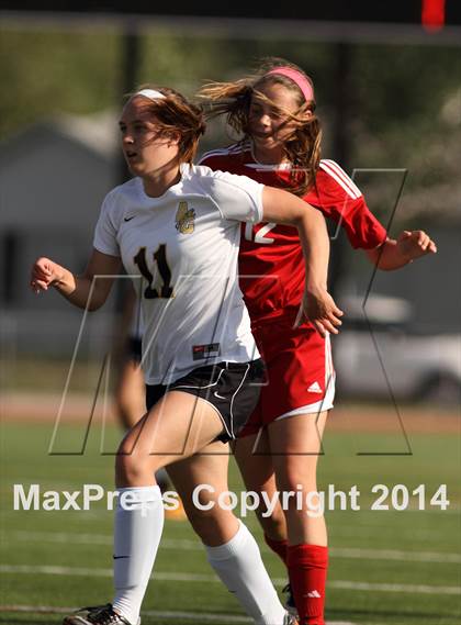 Thumbnail 3 in Central vs Ottawa (KSHSAA 4A Regional) photogallery.