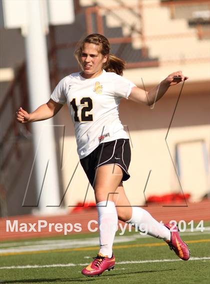 Thumbnail 2 in Central vs Ottawa (KSHSAA 4A Regional) photogallery.