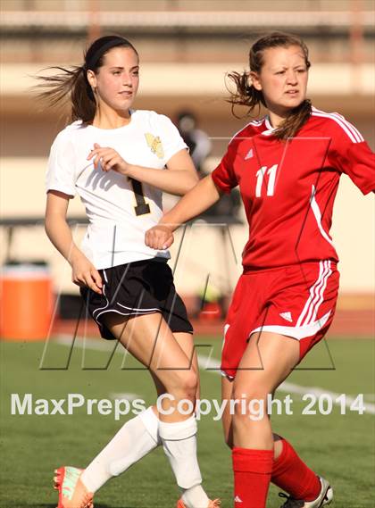 Thumbnail 1 in Central vs Ottawa (KSHSAA 4A Regional) photogallery.