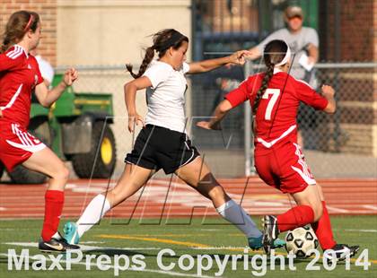 Thumbnail 3 in Central vs Ottawa (KSHSAA 4A Regional) photogallery.
