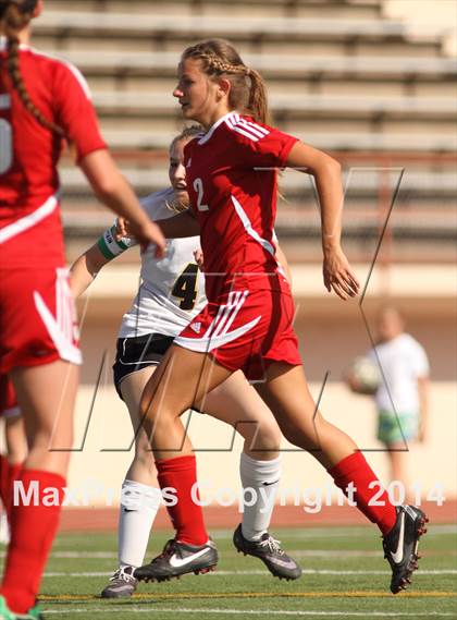 Thumbnail 3 in Central vs Ottawa (KSHSAA 4A Regional) photogallery.