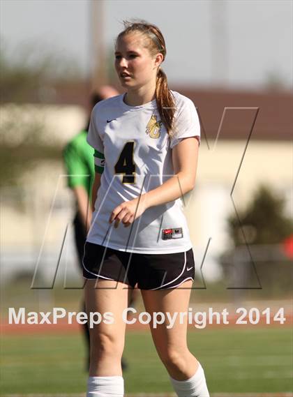Thumbnail 2 in Central vs Ottawa (KSHSAA 4A Regional) photogallery.