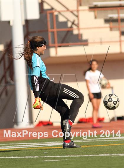 Thumbnail 2 in Central vs Ottawa (KSHSAA 4A Regional) photogallery.