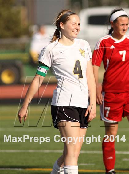 Thumbnail 2 in Central vs Ottawa (KSHSAA 4A Regional) photogallery.