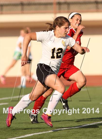 Thumbnail 3 in Central vs Ottawa (KSHSAA 4A Regional) photogallery.