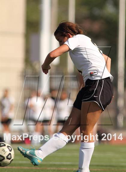 Thumbnail 2 in Central vs Ottawa (KSHSAA 4A Regional) photogallery.