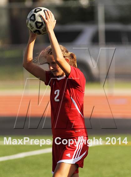 Thumbnail 1 in Central vs Ottawa (KSHSAA 4A Regional) photogallery.