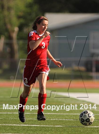 Thumbnail 2 in Central vs Ottawa (KSHSAA 4A Regional) photogallery.