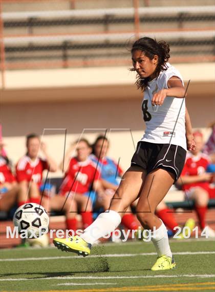 Thumbnail 2 in Central vs Ottawa (KSHSAA 4A Regional) photogallery.