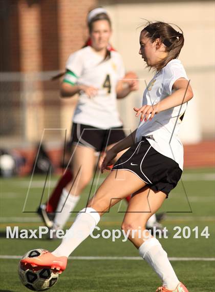 Thumbnail 2 in Central vs Ottawa (KSHSAA 4A Regional) photogallery.