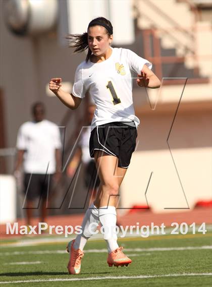 Thumbnail 2 in Central vs Ottawa (KSHSAA 4A Regional) photogallery.