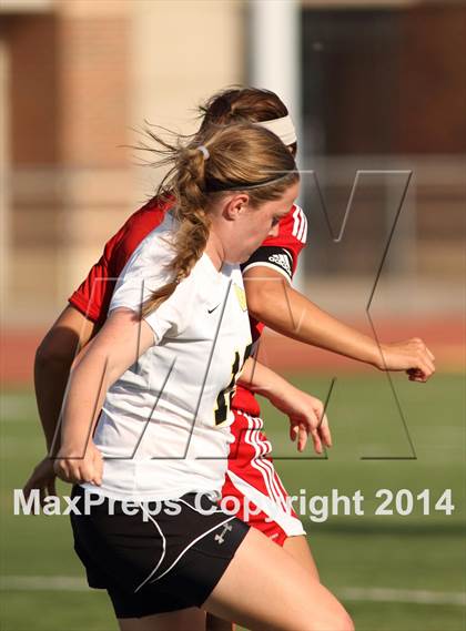 Thumbnail 3 in Central vs Ottawa (KSHSAA 4A Regional) photogallery.