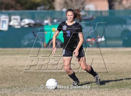 Thumbnail 2 in Benjamin Franklin vs. Live Oak (LHSAA D2 Regional Playoff) photogallery.