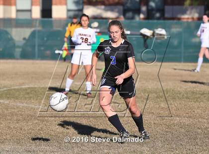 Thumbnail 1 in Benjamin Franklin vs. Live Oak (LHSAA D2 Regional Playoff) photogallery.