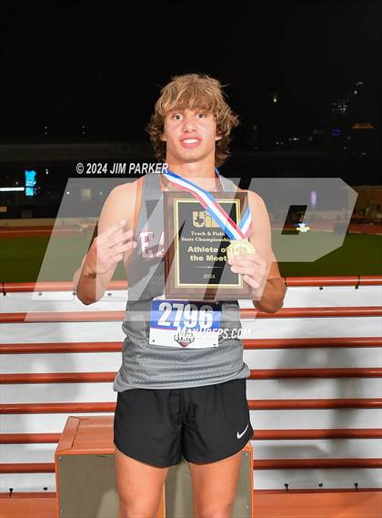 Thumbnail 1 in UIL 3A Track & Field Final (Awards) photogallery.