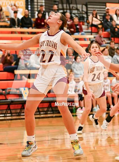 Thumbnail 1 in Cheyenne Wells vs. Stanton County photogallery.