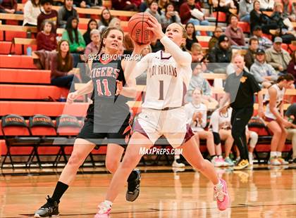 Thumbnail 3 in Cheyenne Wells vs. Stanton County photogallery.