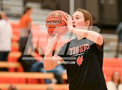 Thumbnail 3 in Cheyenne Wells vs. Stanton County photogallery.