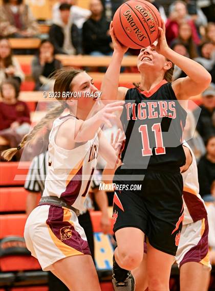 Thumbnail 3 in Cheyenne Wells vs. Stanton County photogallery.