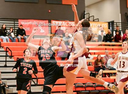 Thumbnail 2 in Cheyenne Wells vs. Stanton County photogallery.
