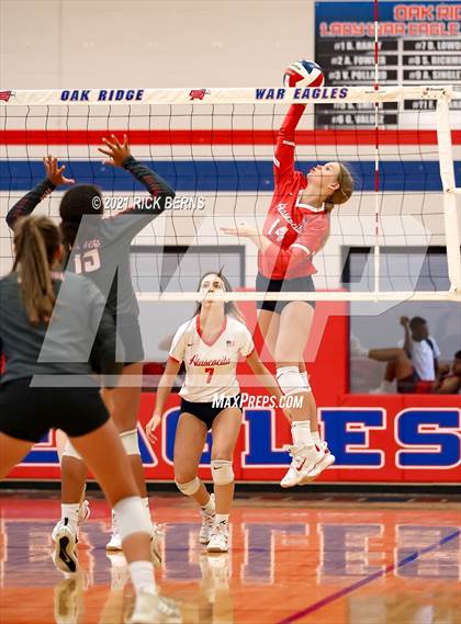 Thumbnail 2 in Atascocita @ Oak Ridge photogallery.