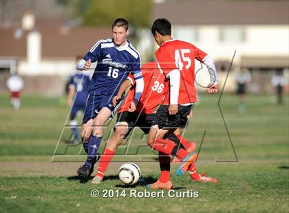 Thumbnail 3 in Saugus vs. Cleveland photogallery.