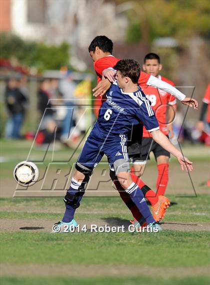 Thumbnail 2 in Saugus vs. Cleveland photogallery.