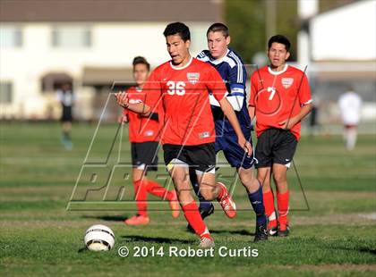 Thumbnail 2 in Saugus vs. Cleveland photogallery.
