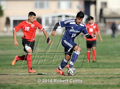 Thumbnail 1 in Saugus vs. Cleveland photogallery.
