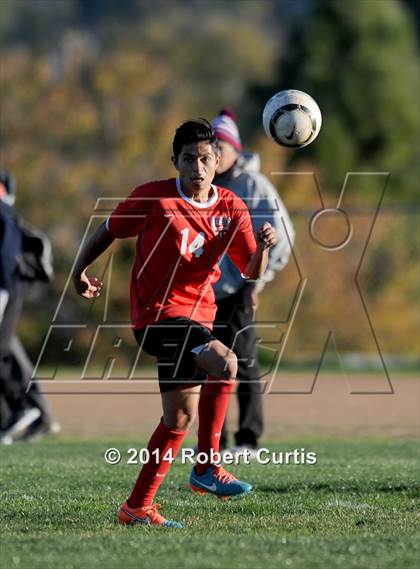 Thumbnail 3 in Saugus vs. Cleveland photogallery.
