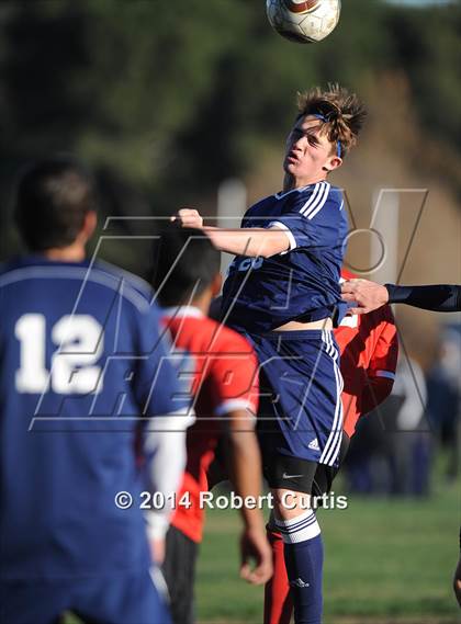 Thumbnail 2 in Saugus vs. Cleveland photogallery.